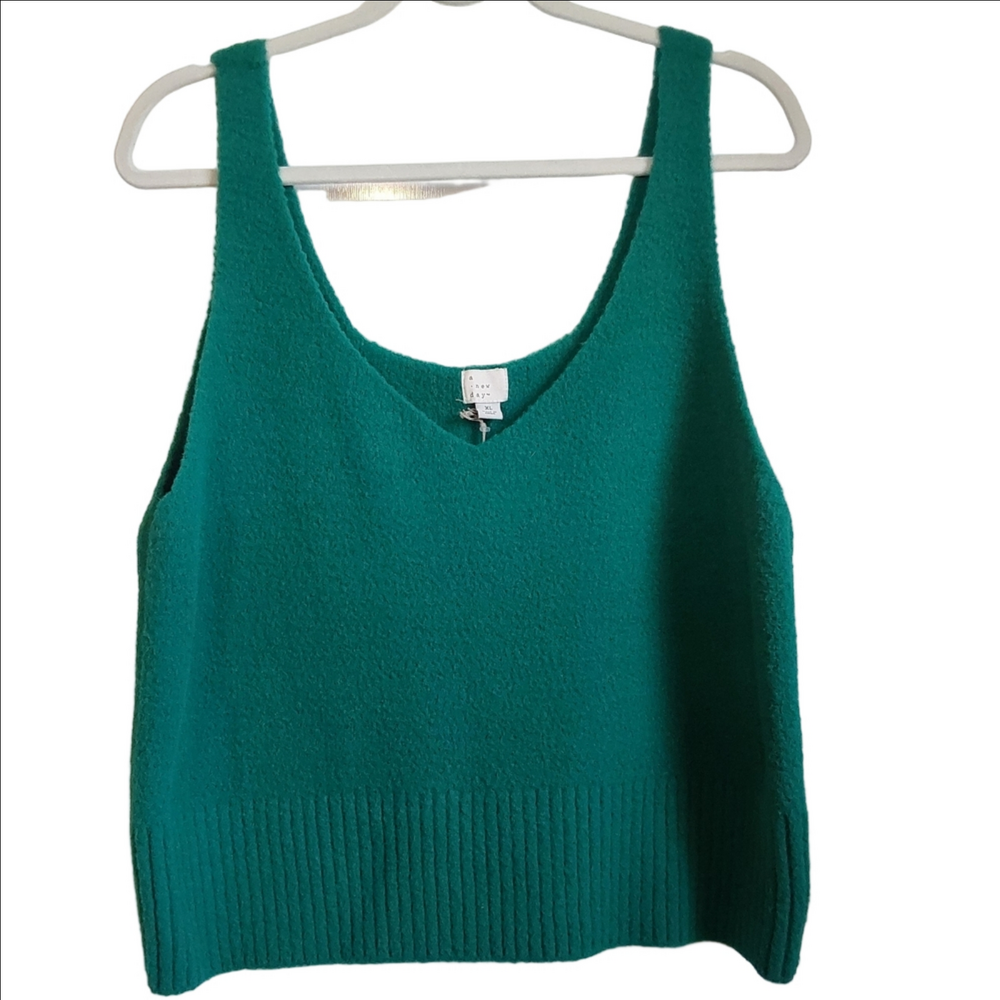 A New Day Emerald Green So Tank Top